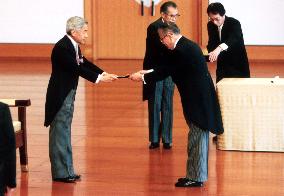 Hirayama receives Order of Culture award